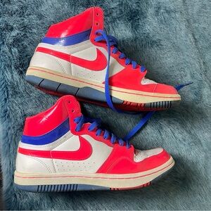 2010 Nike Court Force High Top size 8